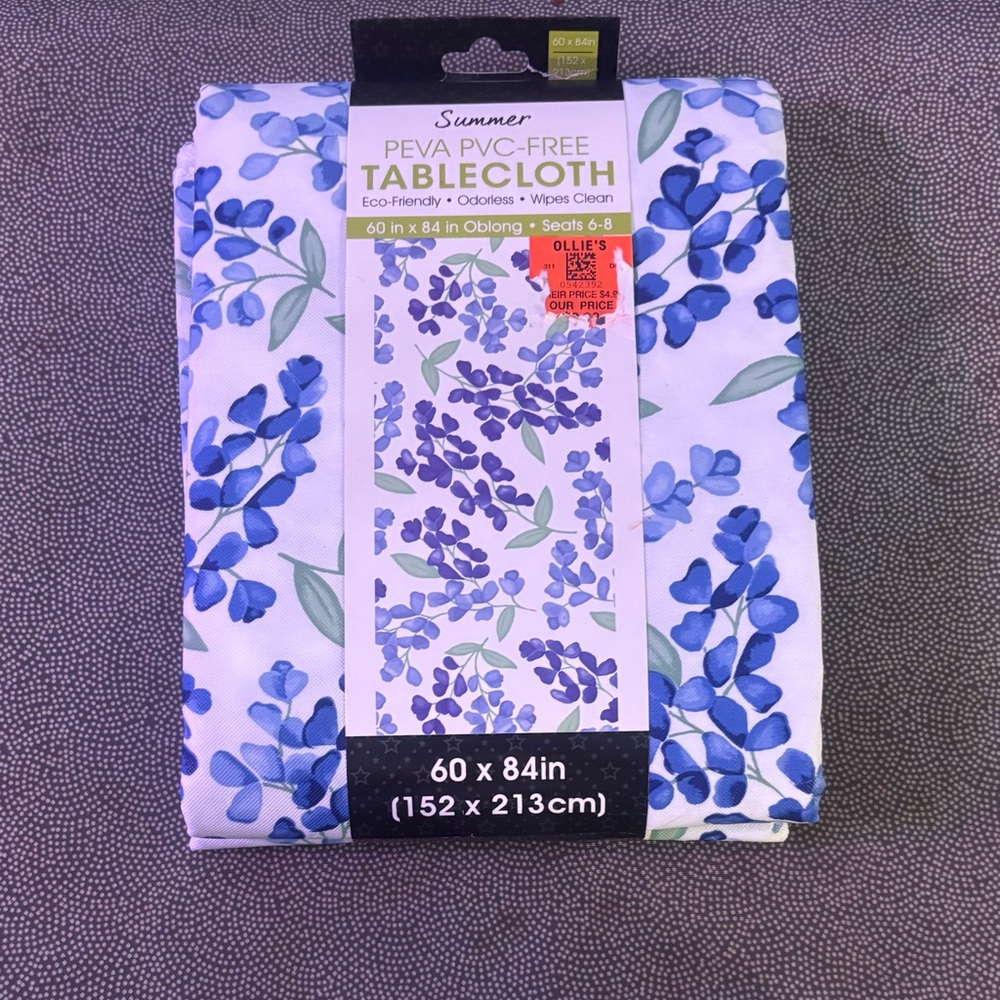 ❤️ $1 Add On Blue Floral Tablecloth